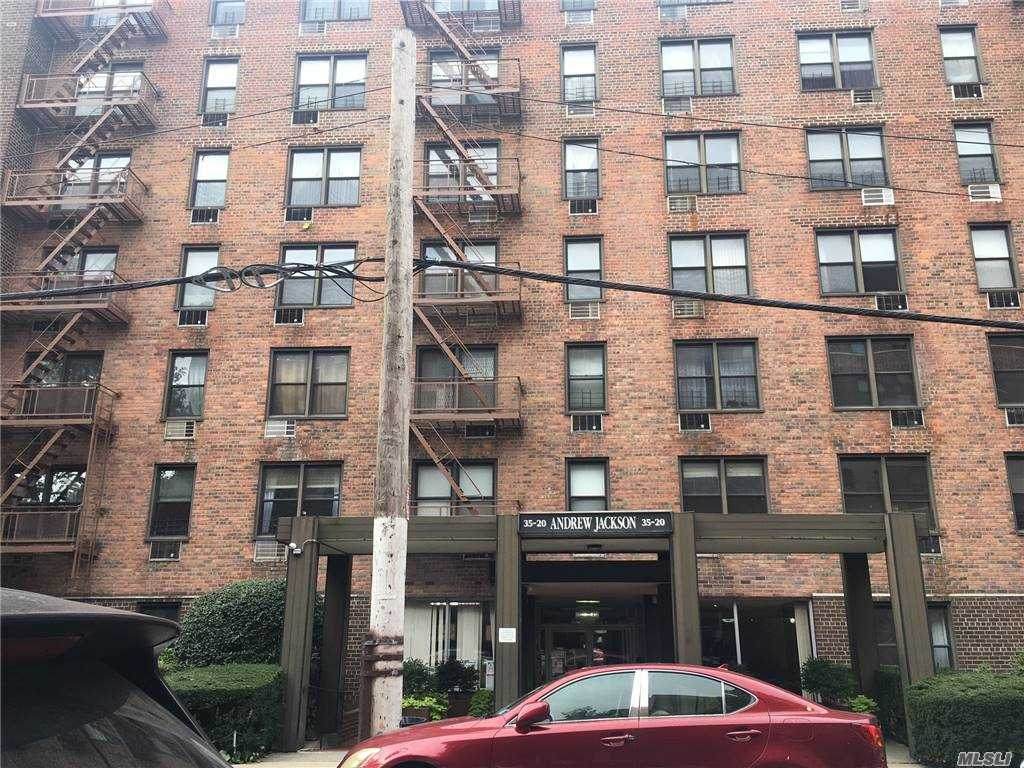 35-20 Leverich Street - Photo 1