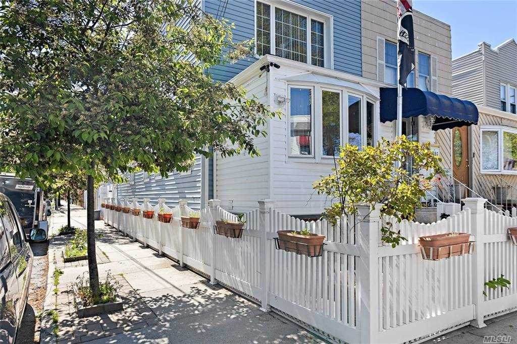 7606 79th Street - Photo 1