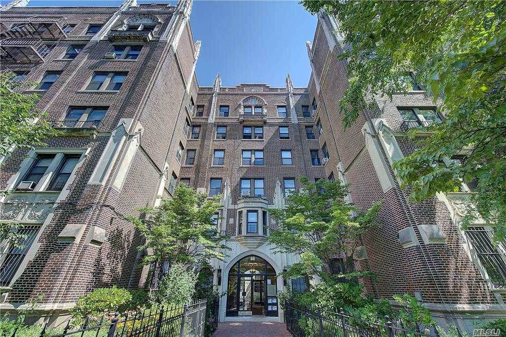 255 Eastern Parkway - Photo 1