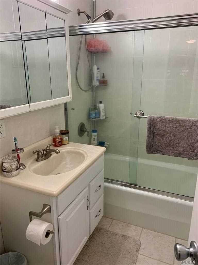 18 Glen Hollow Dr. Drive - Photo 1