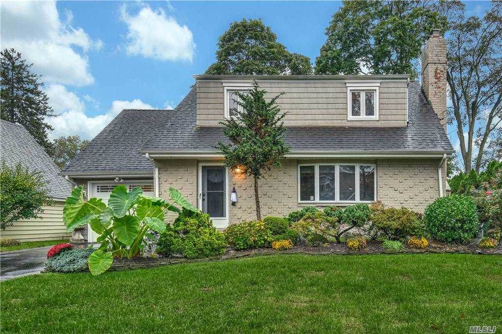 210 Earl Street - Photo 1