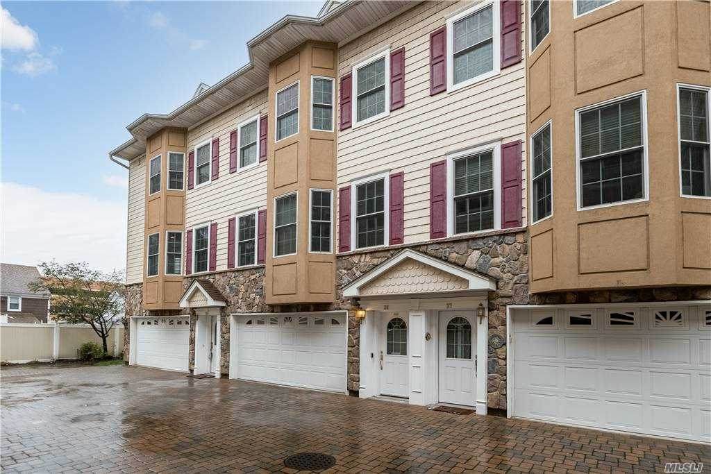 330 Maple Avenue - Photo 1