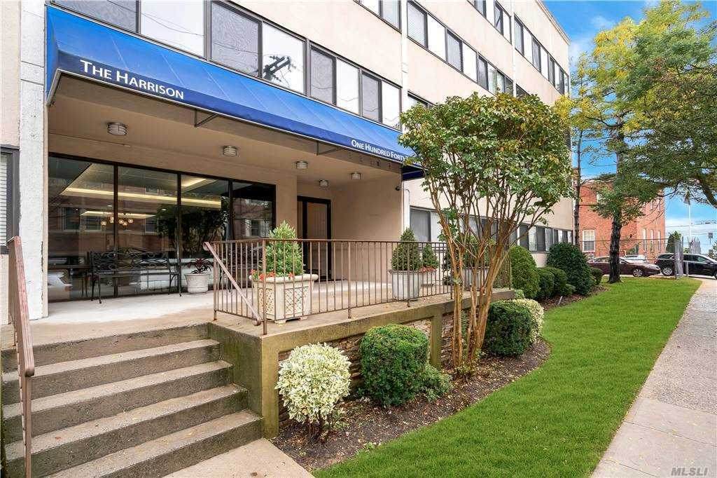 142 Main St - Photo 1