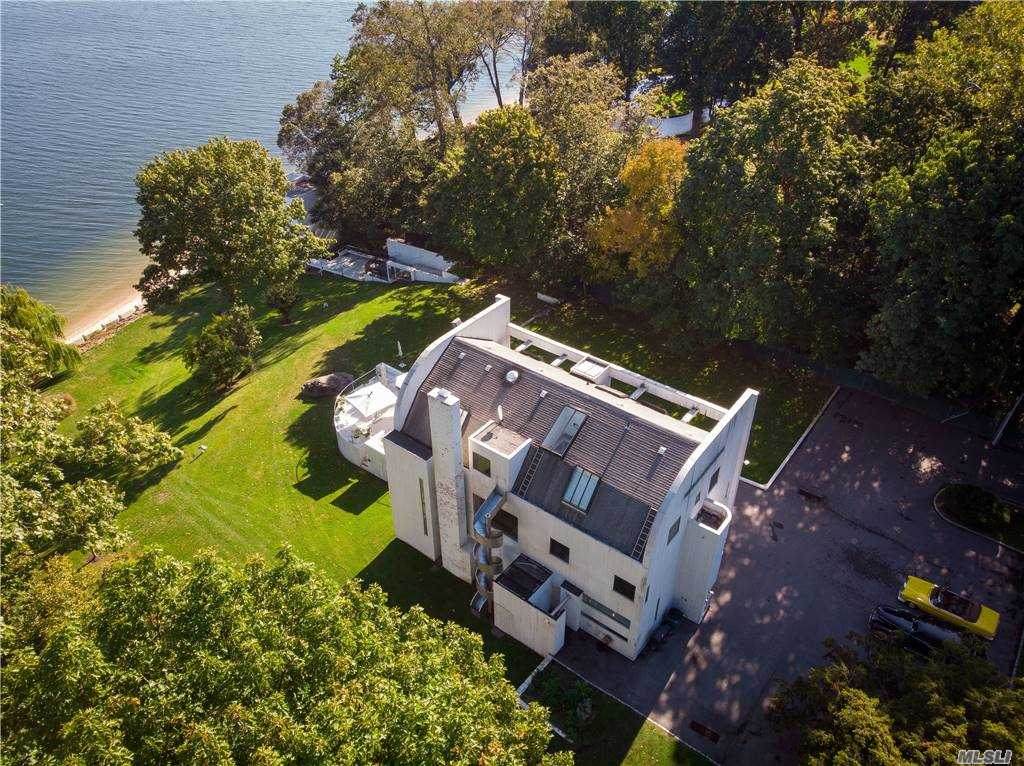 27 Astor Lane - Photo 1