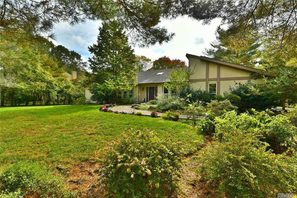 129 Jericho Turnpike - Photo 1