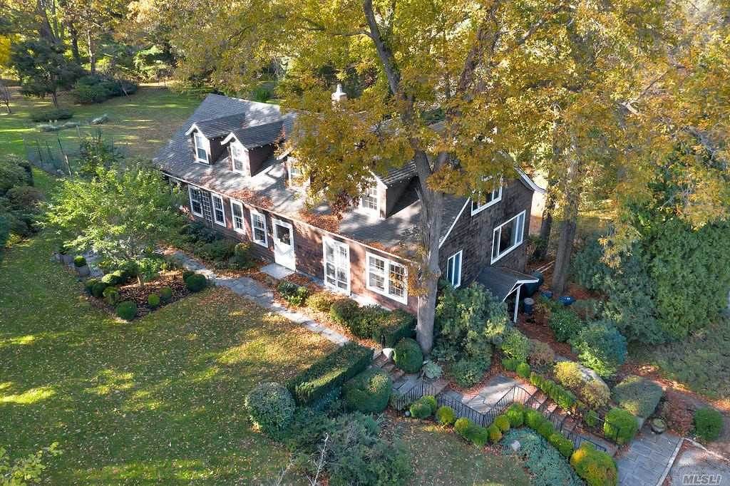 26 Spring Hill Road - Photo 1