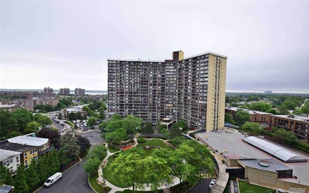 1 Bay Club Drive - Photo 1