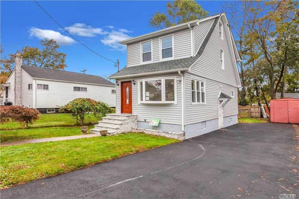 239 Bennett Avenue - Photo 1