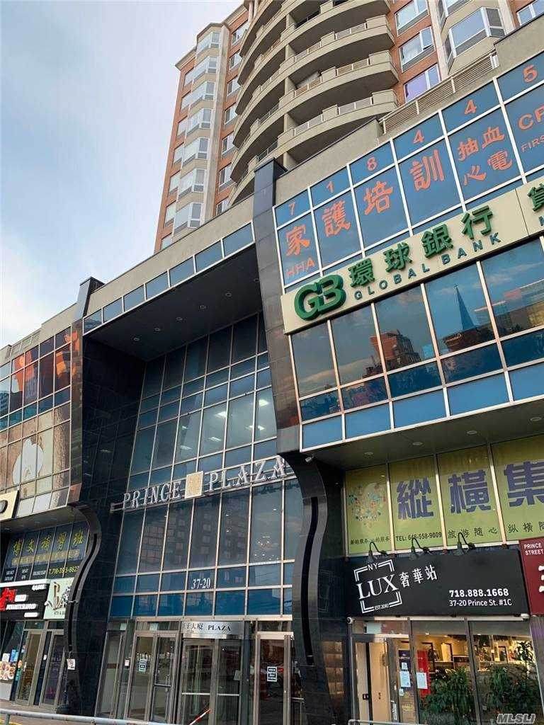 37-20 Prince Street - Photo 1
