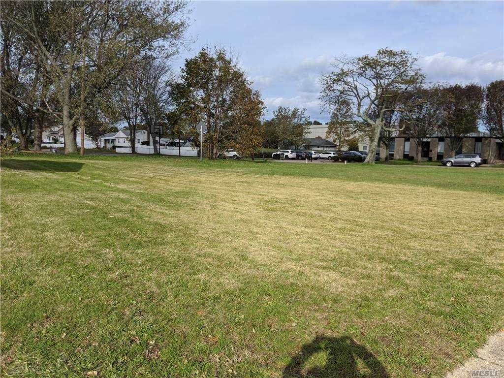 437 Grand Boulevard - Photo 1