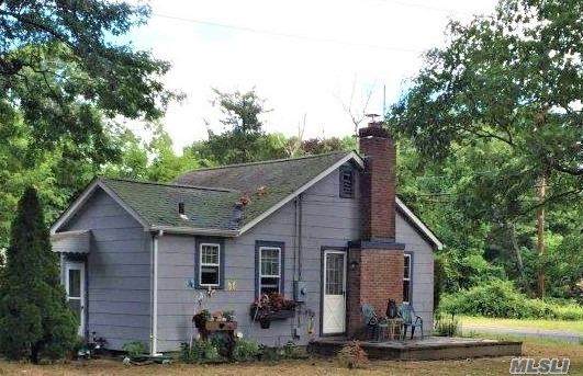 9 Farmingdale Road - Photo 1