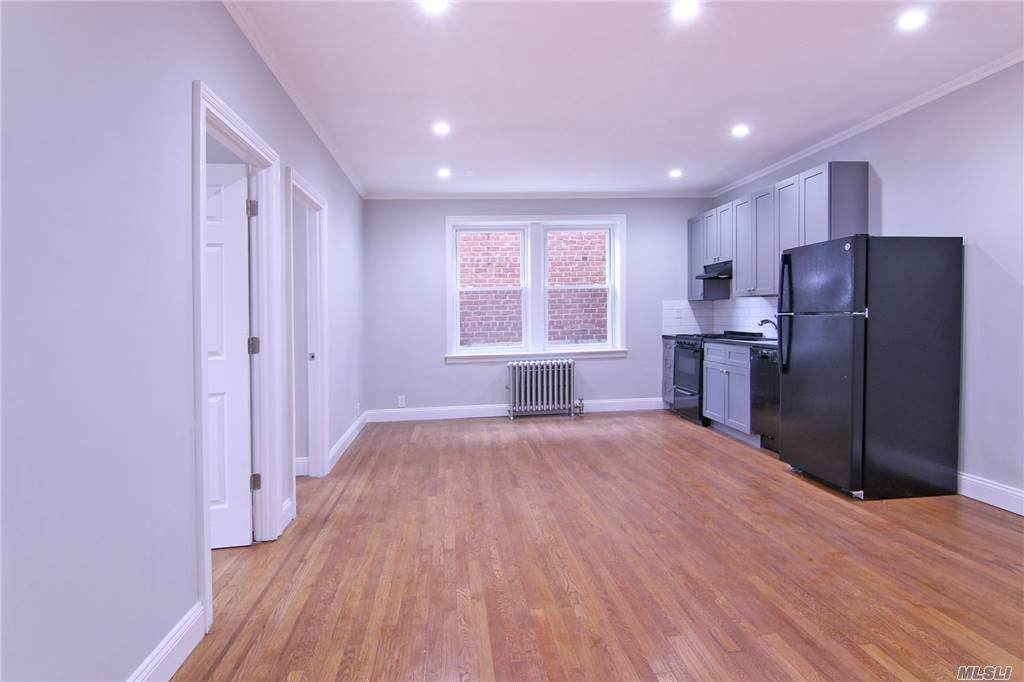 79-78 77 Rd - Photo 1