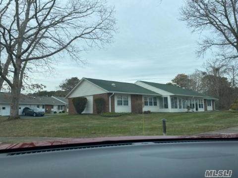139 Eastbourne Drive - Photo 1