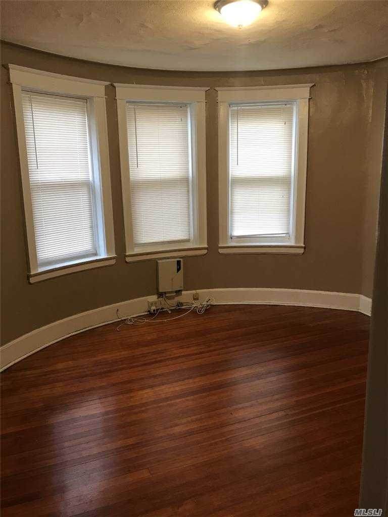 61-52 Grand Avenue - Photo 1