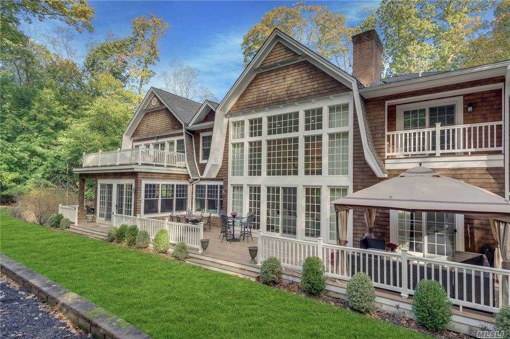 20 Carman Lane - Photo 1