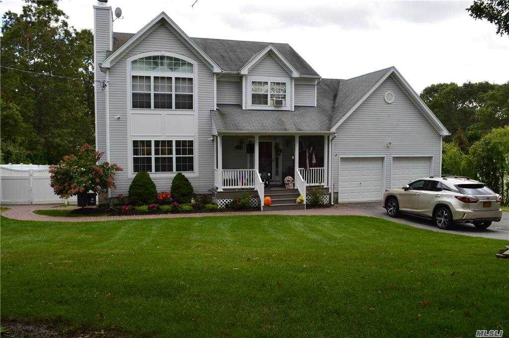 36 Sycamore Avenue - Photo 1