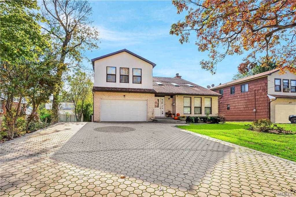 180 Warner Avenue - Photo 1