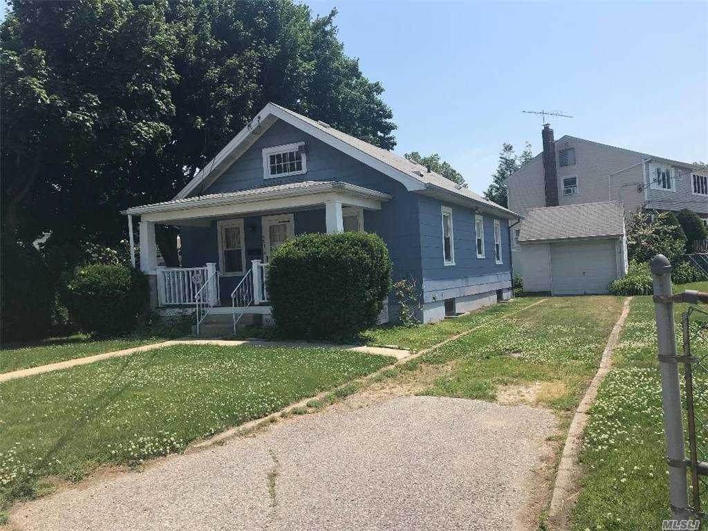 327 Newbridge Road - Photo 1
