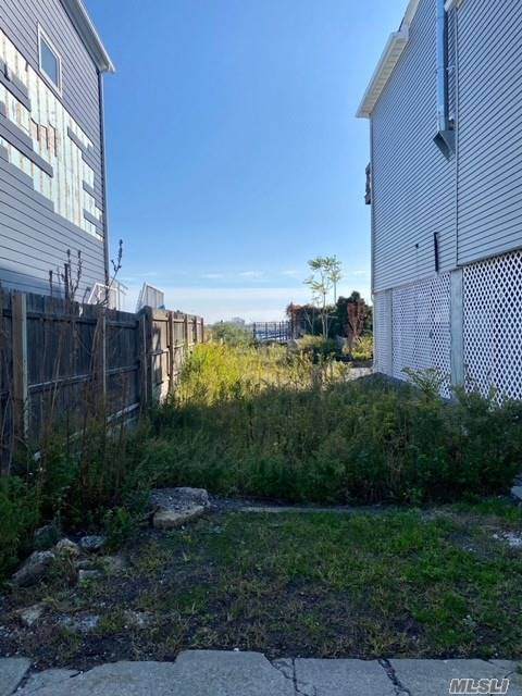 308 8th Road - Photo 1