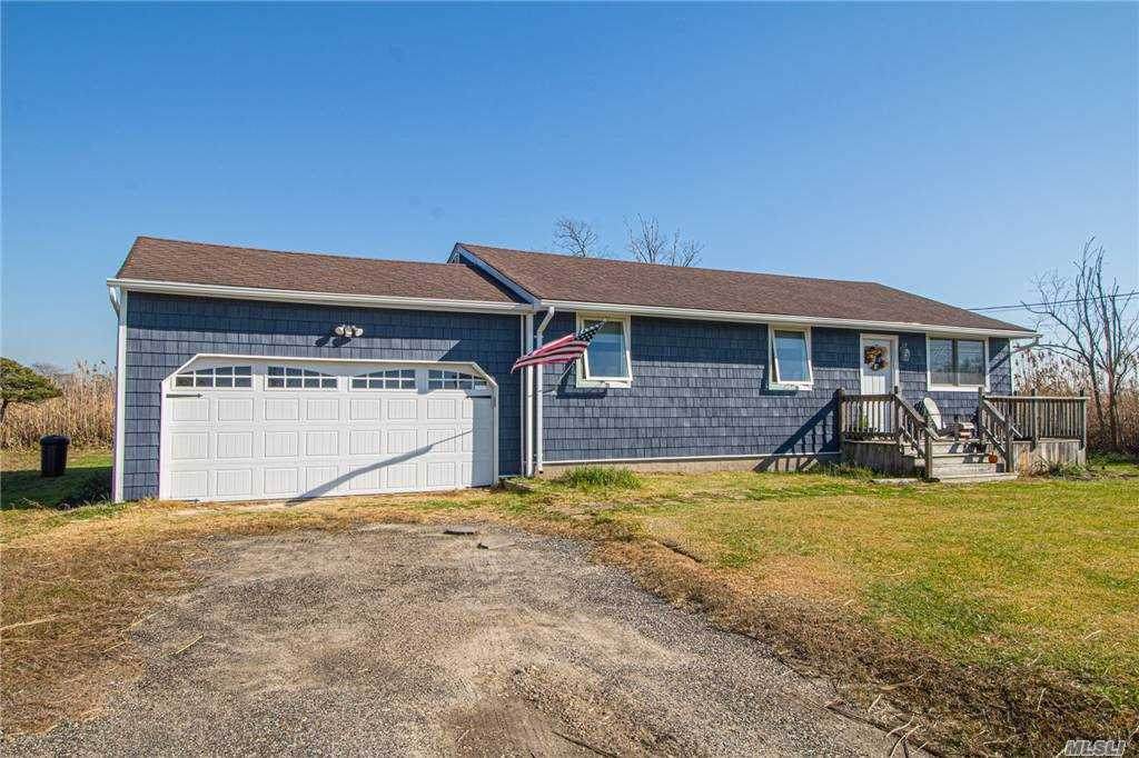 17 Montauk Drive - Photo 1