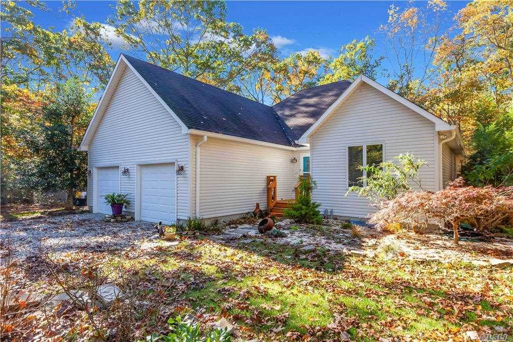 34 Raynor Road - Photo 1