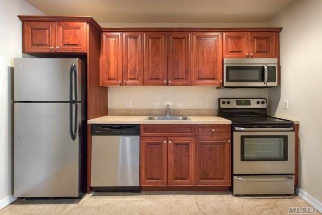184 Hallock Road - Photo 1