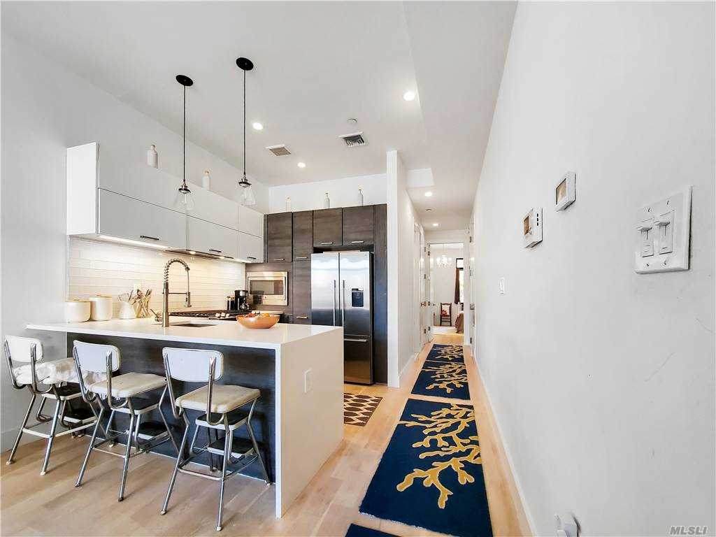137 Eldert Street - Photo 1