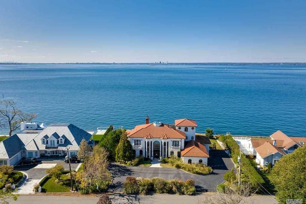 36 Westland Drive - Photo 1