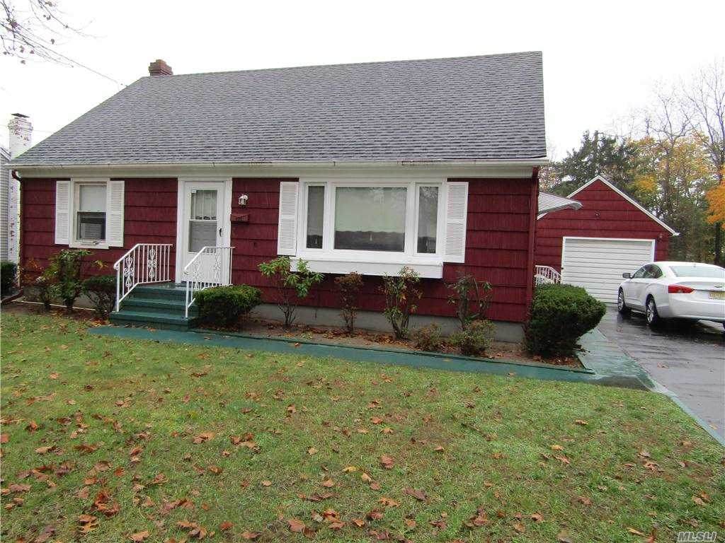 363 Howell Avenue - Photo 1