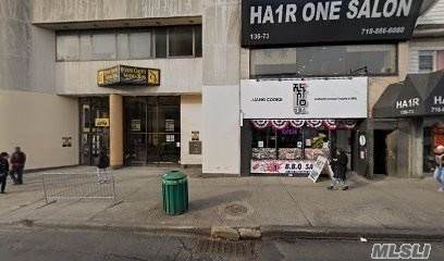 136-73 Roosevelt Avenue - Photo 1