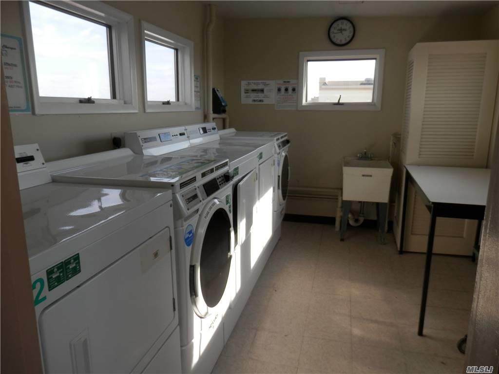 21 Arizona Ave - Photo 1