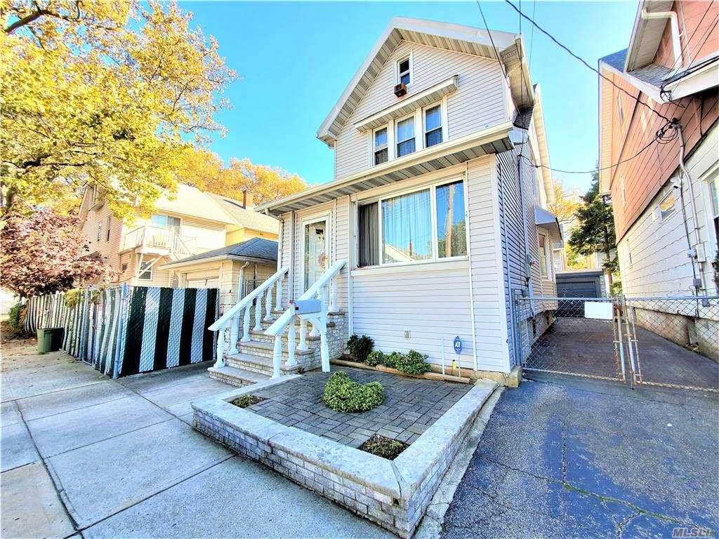 96-08 91 Road - Photo 1