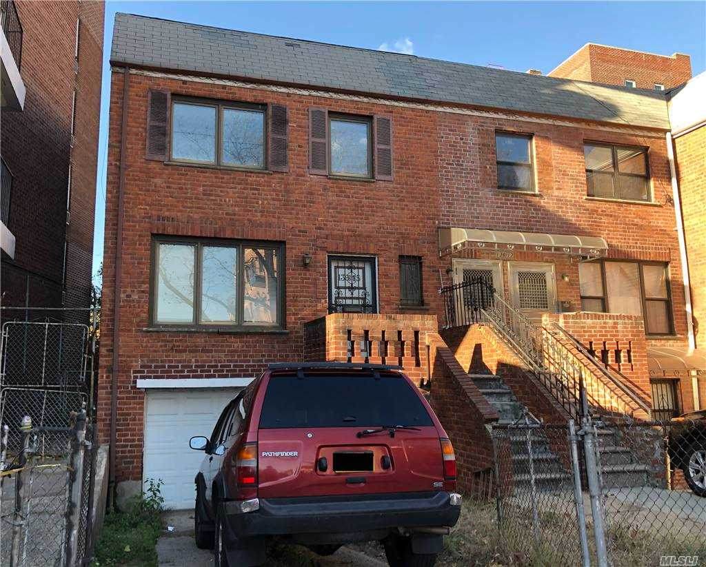 136-15 Cherry Avenue - Photo 1