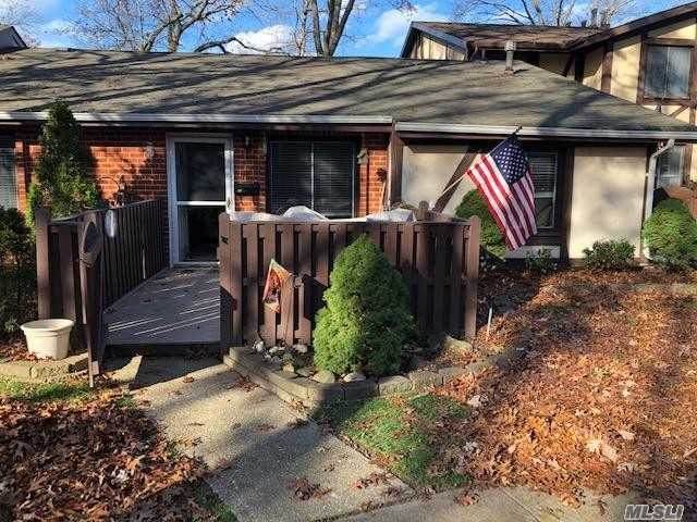 52 Birchwood Dr - Photo 1