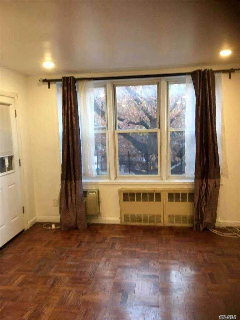 42-65 Kissena Boulevard - Photo 1