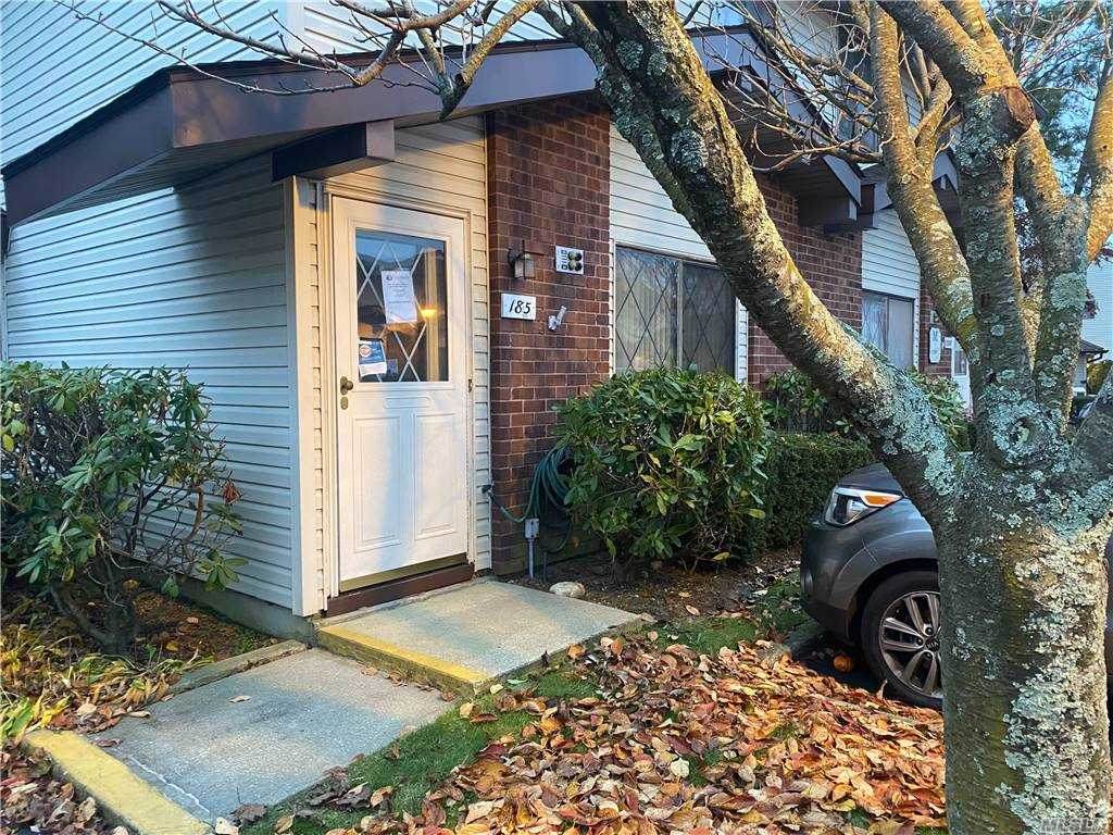 185 Cambridge Drive - Photo 1