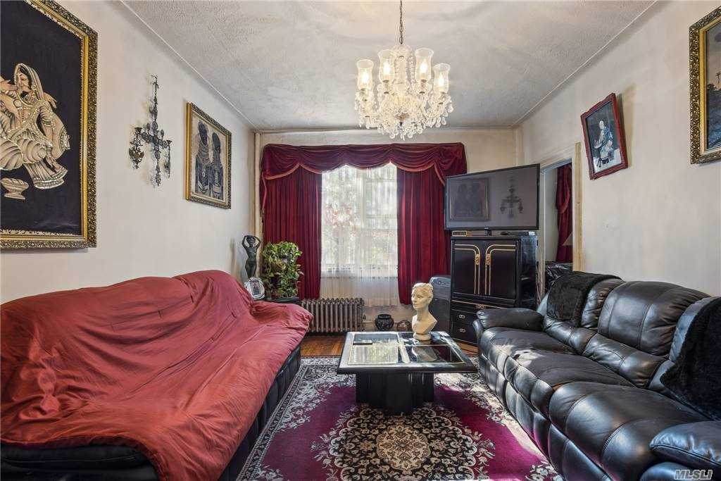 70-35 Broadway - Photo 1