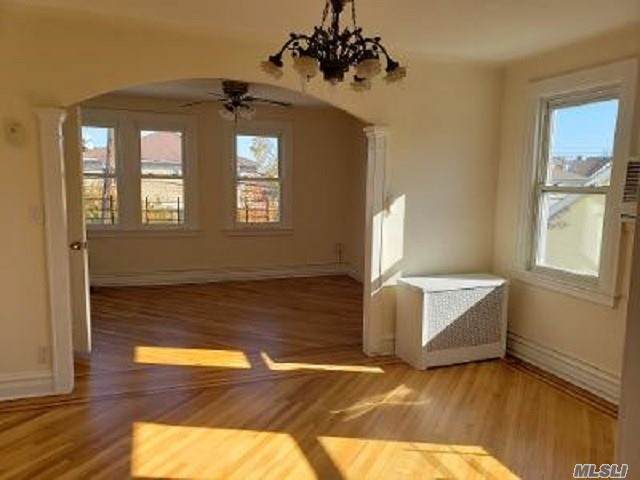 156-40 99 Street - Photo 1