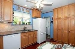 69 Crown Ave - Photo 1