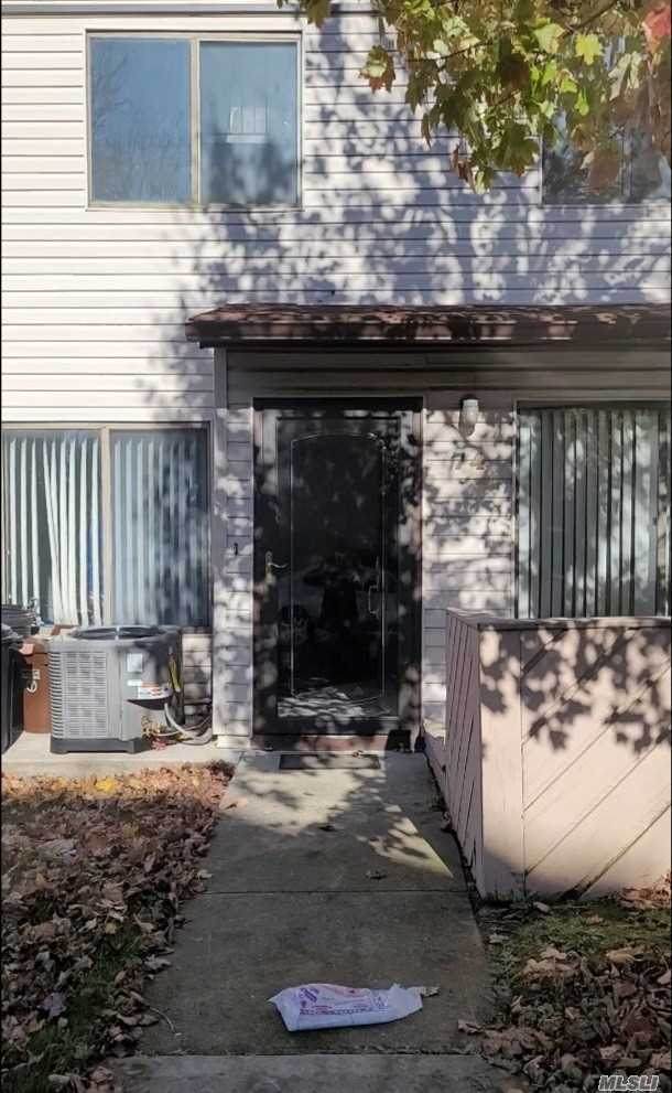 74 Wolkoff Lane - Photo 1