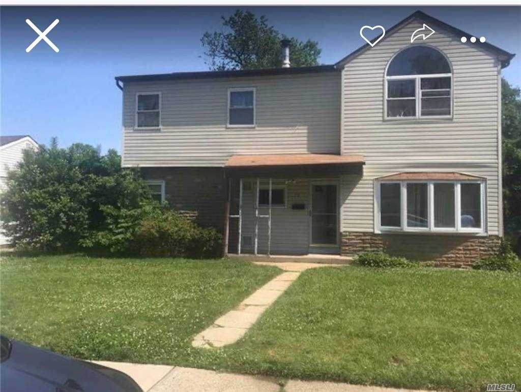 16 Ronek Drive - Photo 1