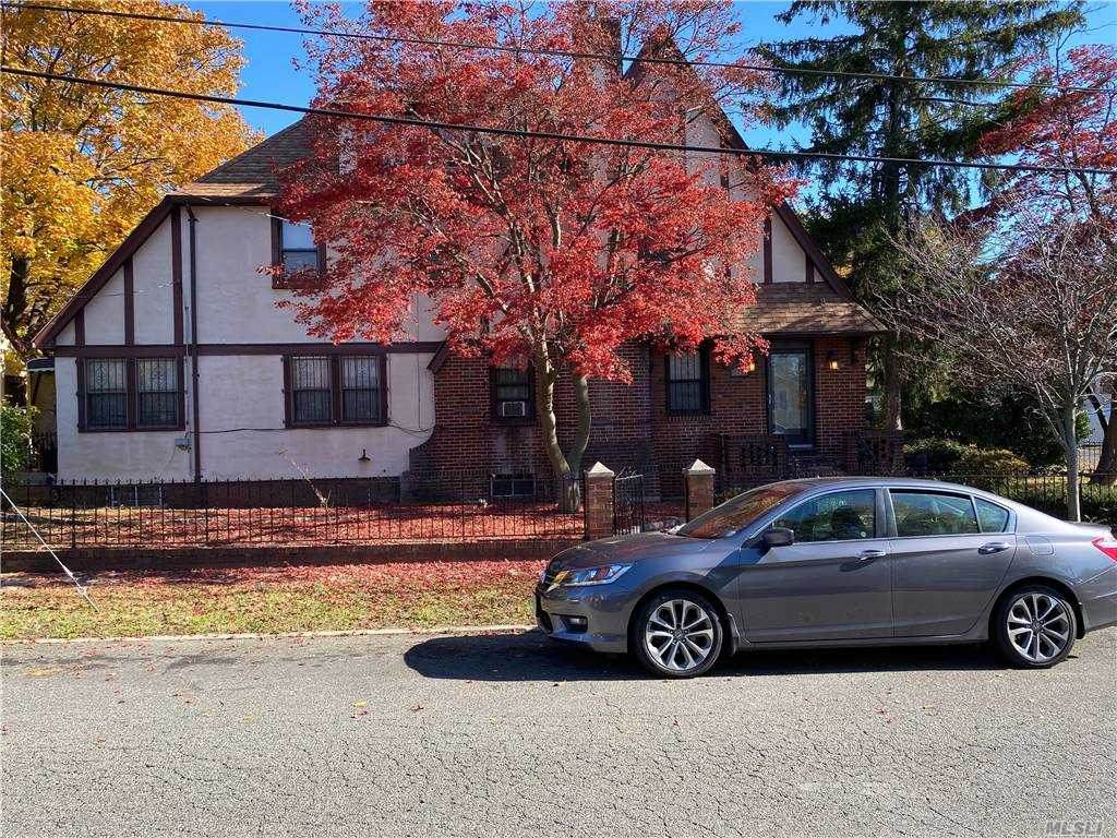 104-57 194th St - Photo 1