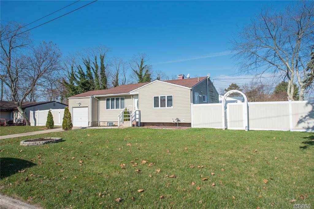 237 Patchogue Ave - Photo 1