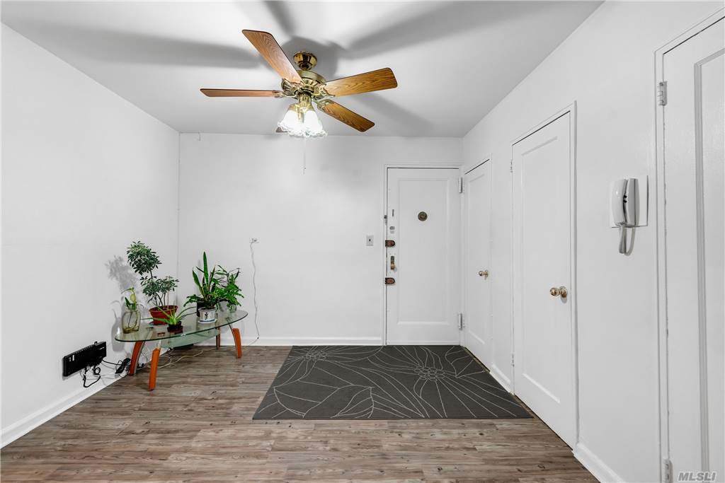 85-14 Broadway - Photo 1