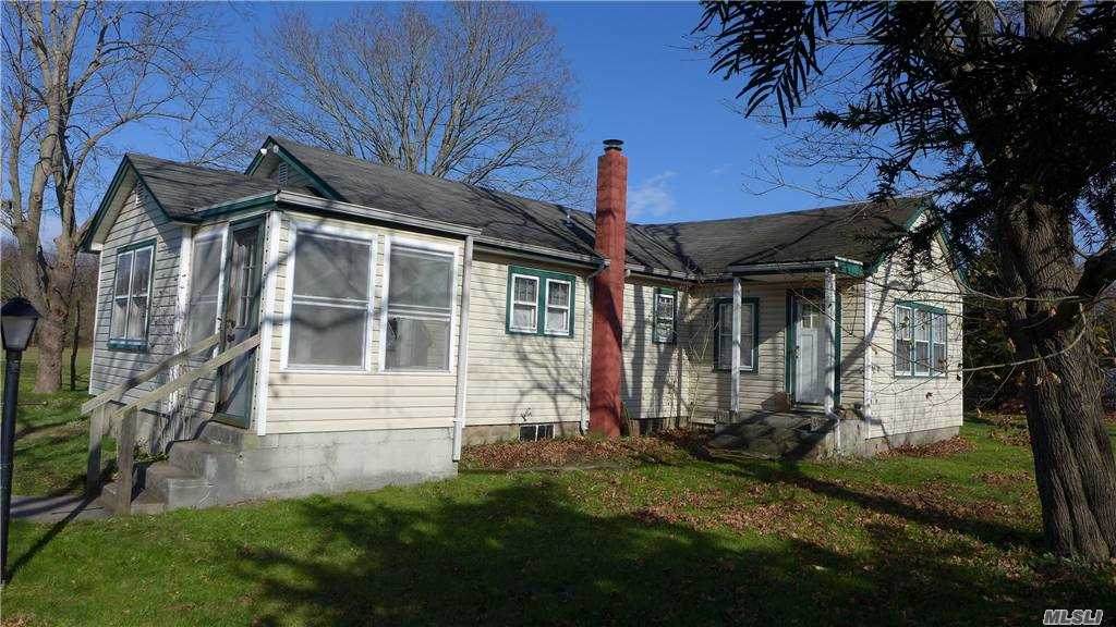 825 Middle Country Road - Photo 1