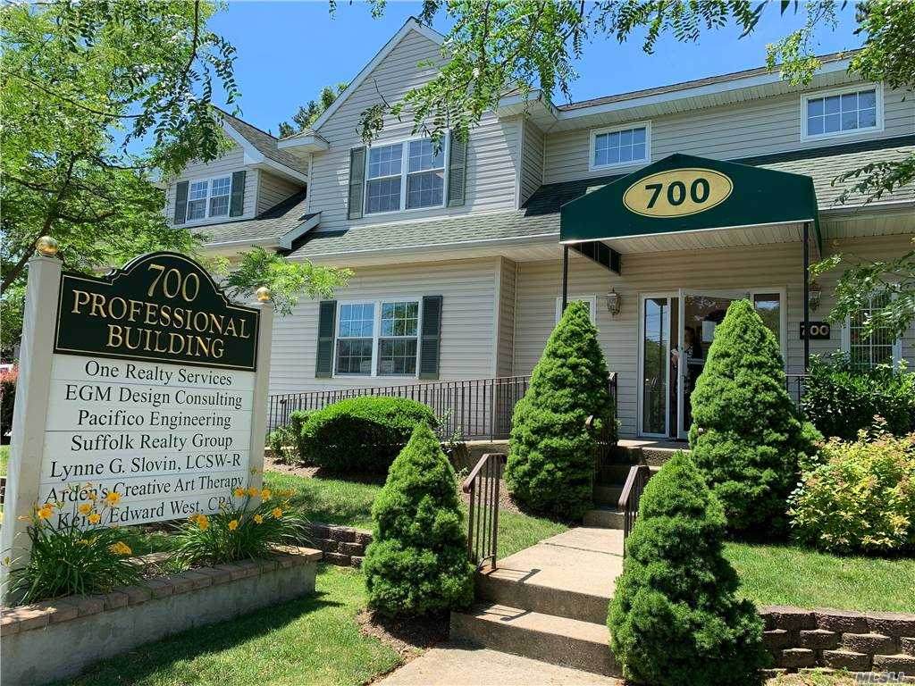 700 Lakeland Avenue - Photo 1