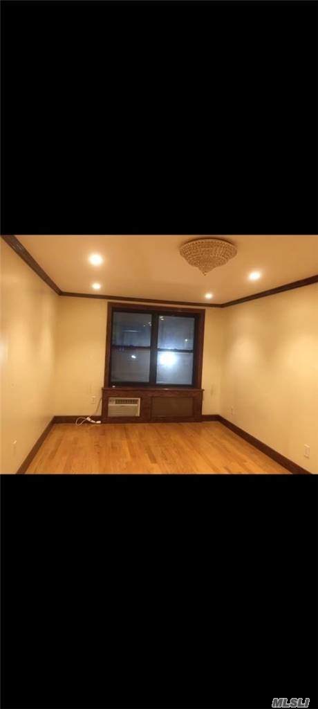 132-35 Sanford Avenue - Photo 1