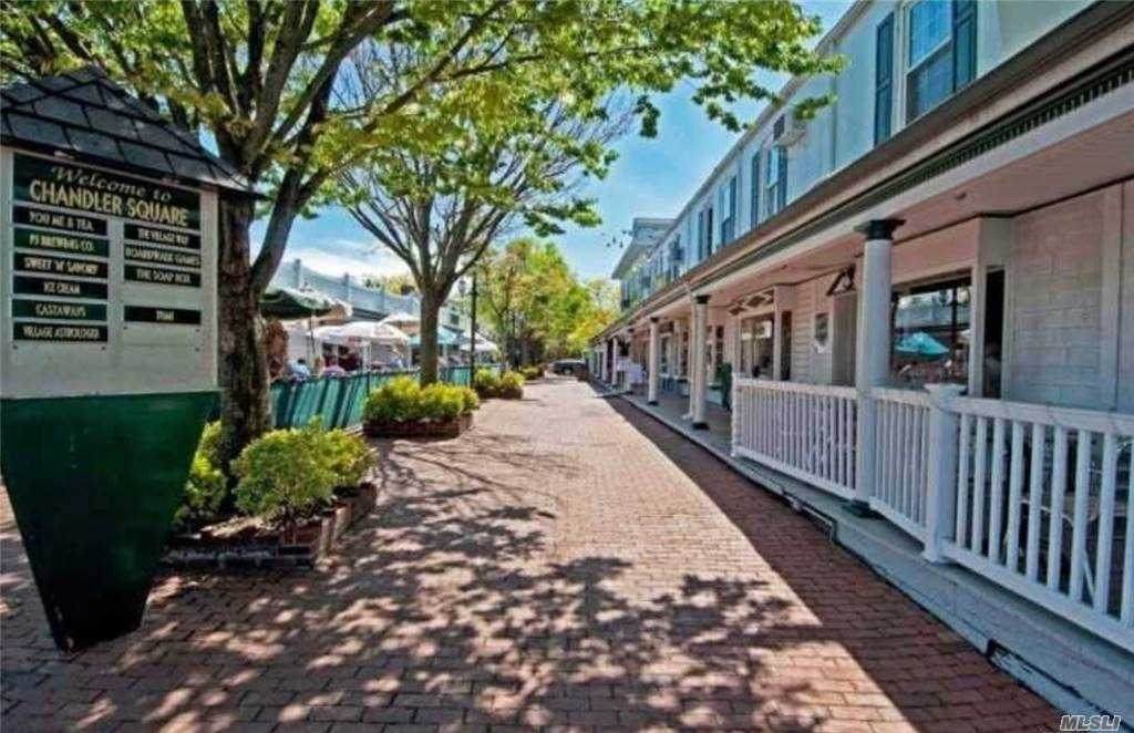 20 Chandler Square - Photo 1