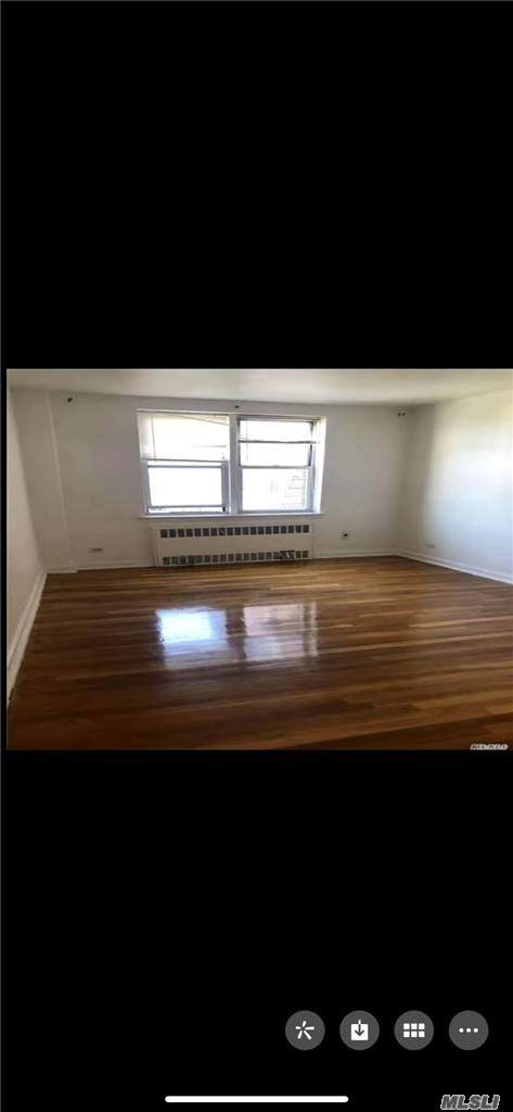 14441 Sanford Ave - Photo 1