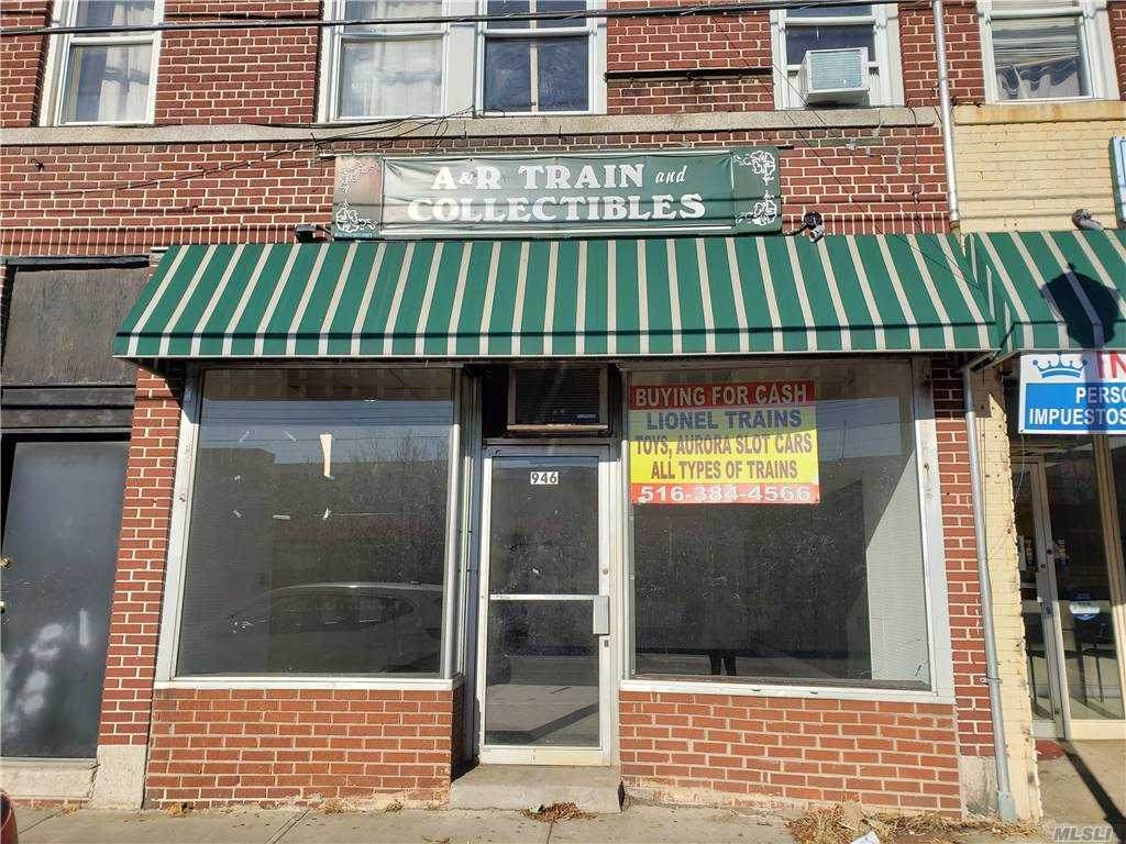 946 Hempstead Turnpike - Photo 1